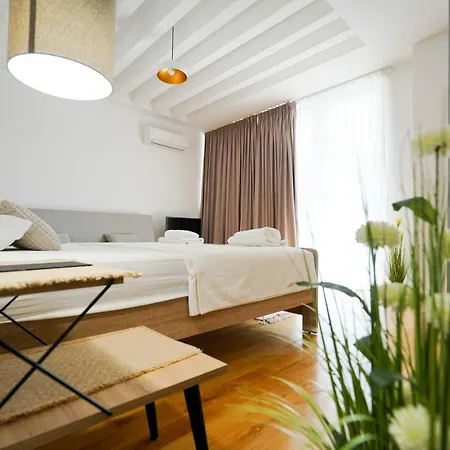 Aurora Apartman Zára