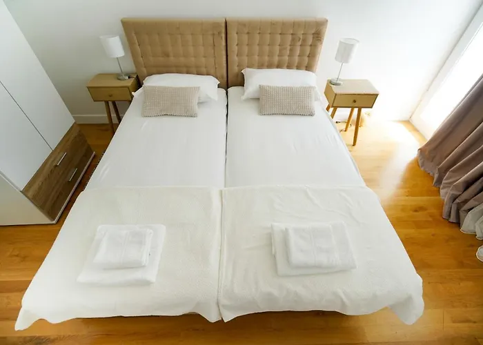 Apartament Aurora *